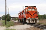 South Shore GP38's wait for Monday's work